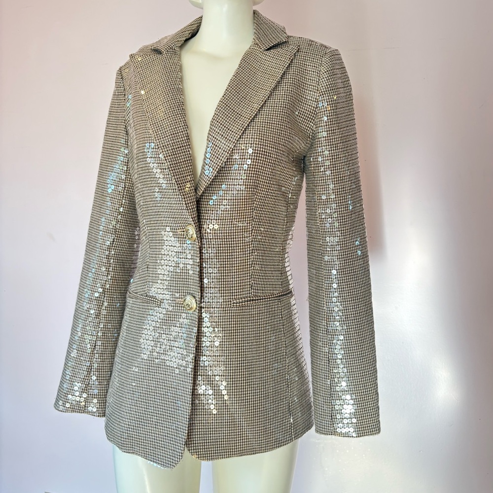 Retrofête Sequin Embellished Blazer - Picture 4 of 10